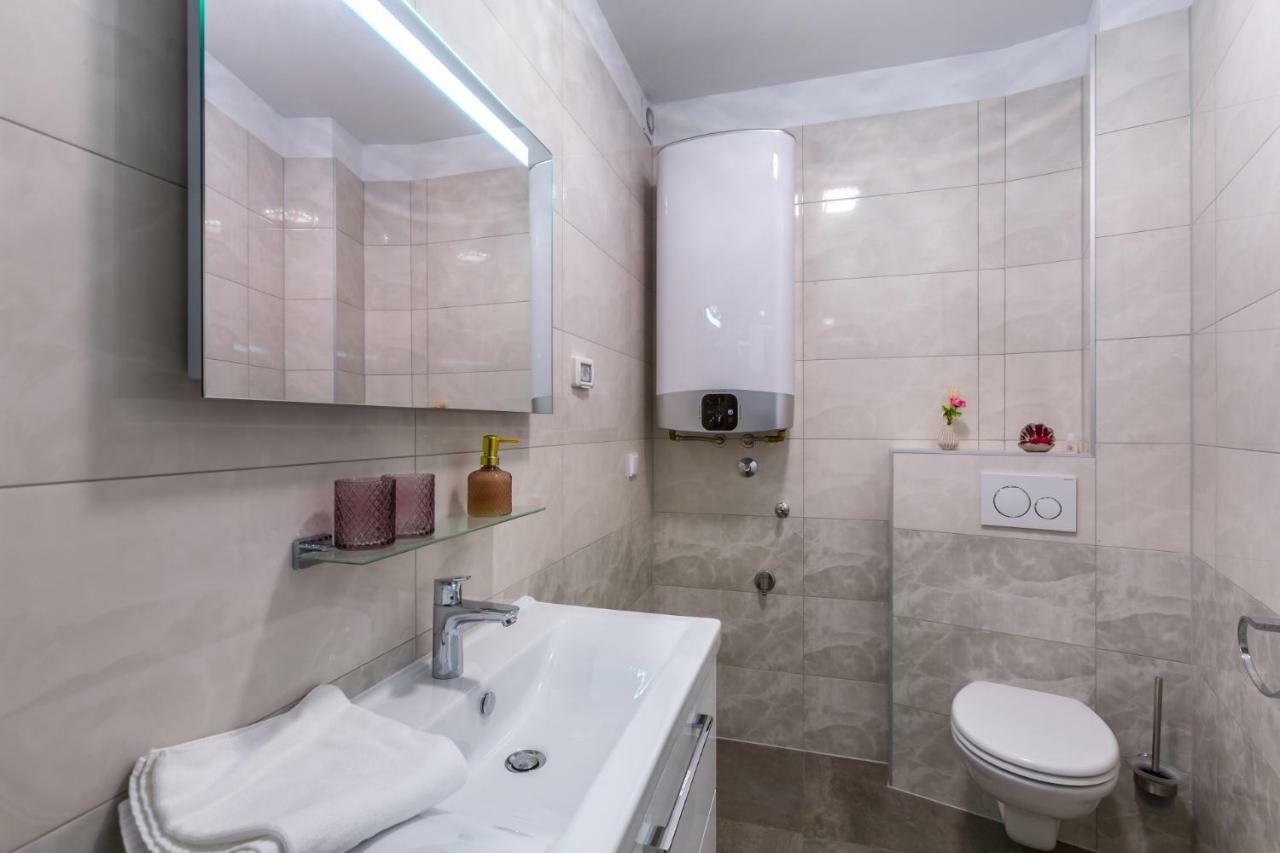 Seaside Villa & Spa Liznjan Bagian luar foto