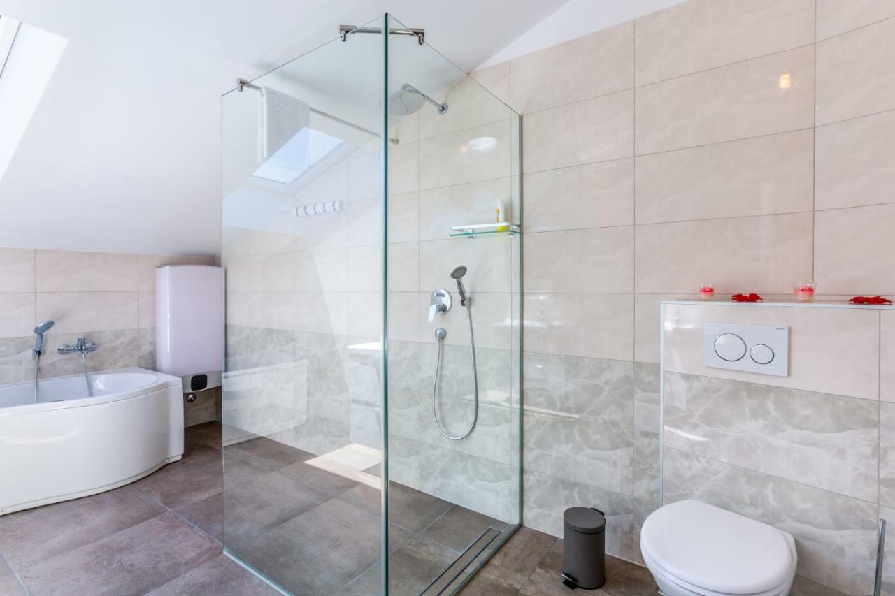 Seaside Villa & Spa Liznjan Bagian luar foto